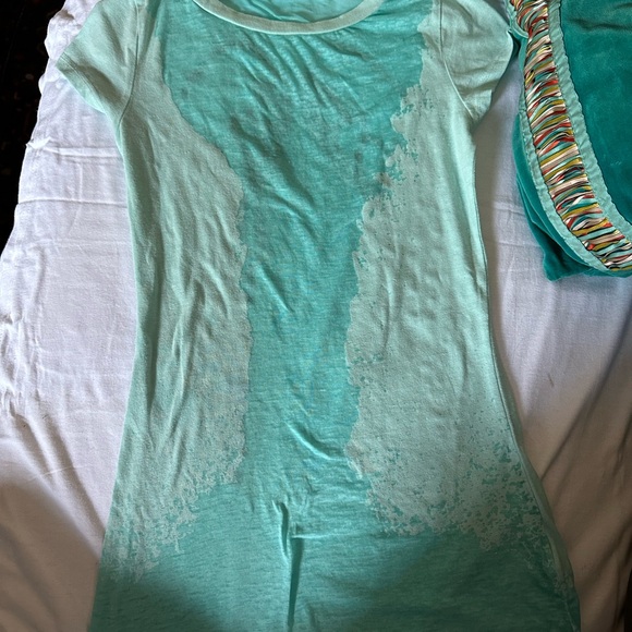 angel wing tee size small - Picture 2 of 3